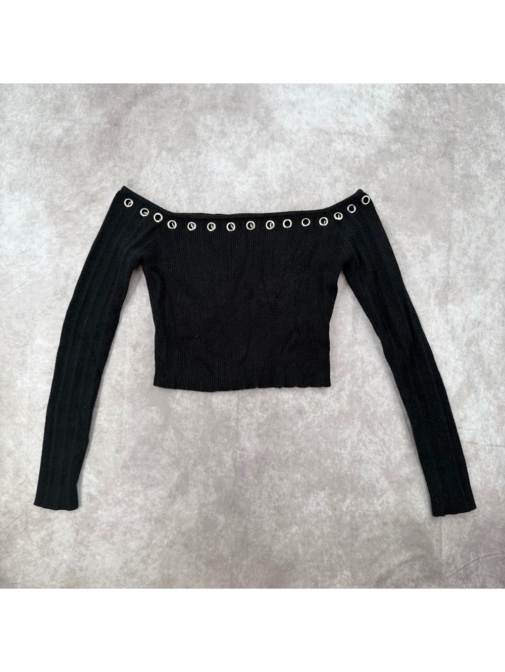 Forever 21 Off The Shoulder Grommet Eyelet Long Sleeve Ribbed Crop Top Black M